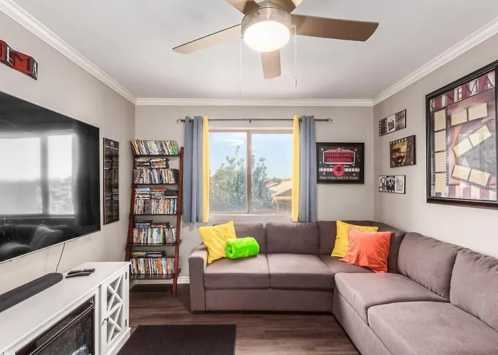 Holiday home View Fireworks, Restaurants, Westgate,p83,stadiums Peoria