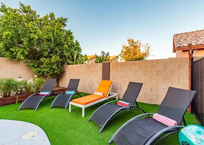 View Fireworks, Restaurants, Westgate,p83,stadiums Holiday home