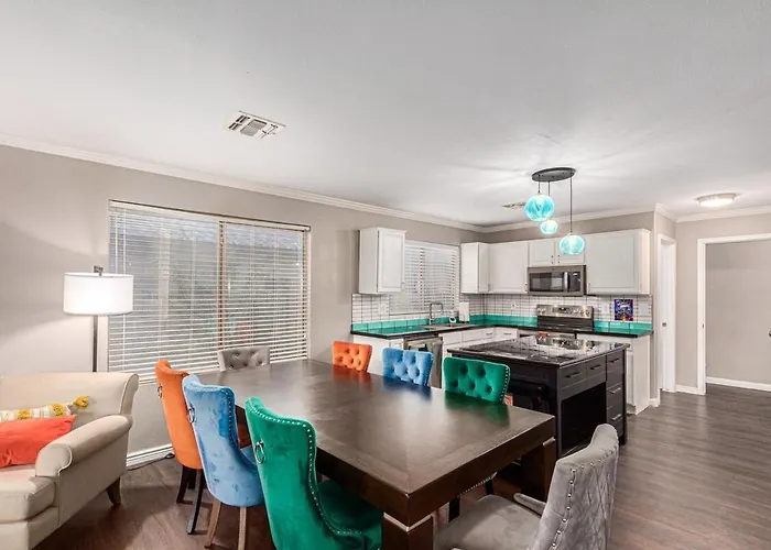 View Fireworks, Restaurants, Westgate,p83,stadiums Holiday home Peoria